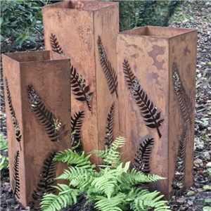 Eastern Connections Fern Column